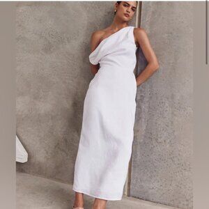 DISSH White One-Shoulder Maxi Dress